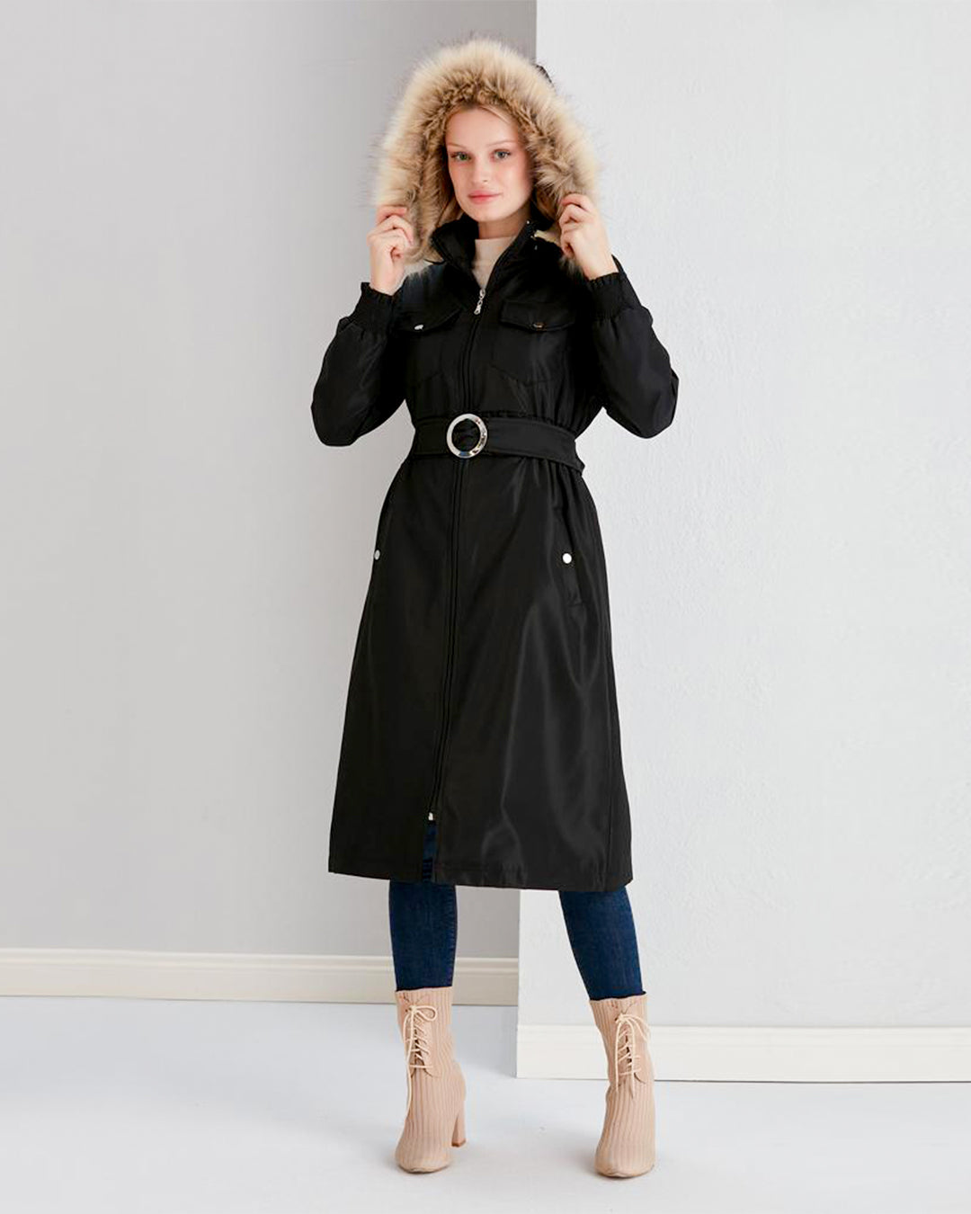 Adjustable Versatile Women's Black Coat | Long Sleeves & Hooded Cover For Protection | The Stylish Pick For Stylish Women