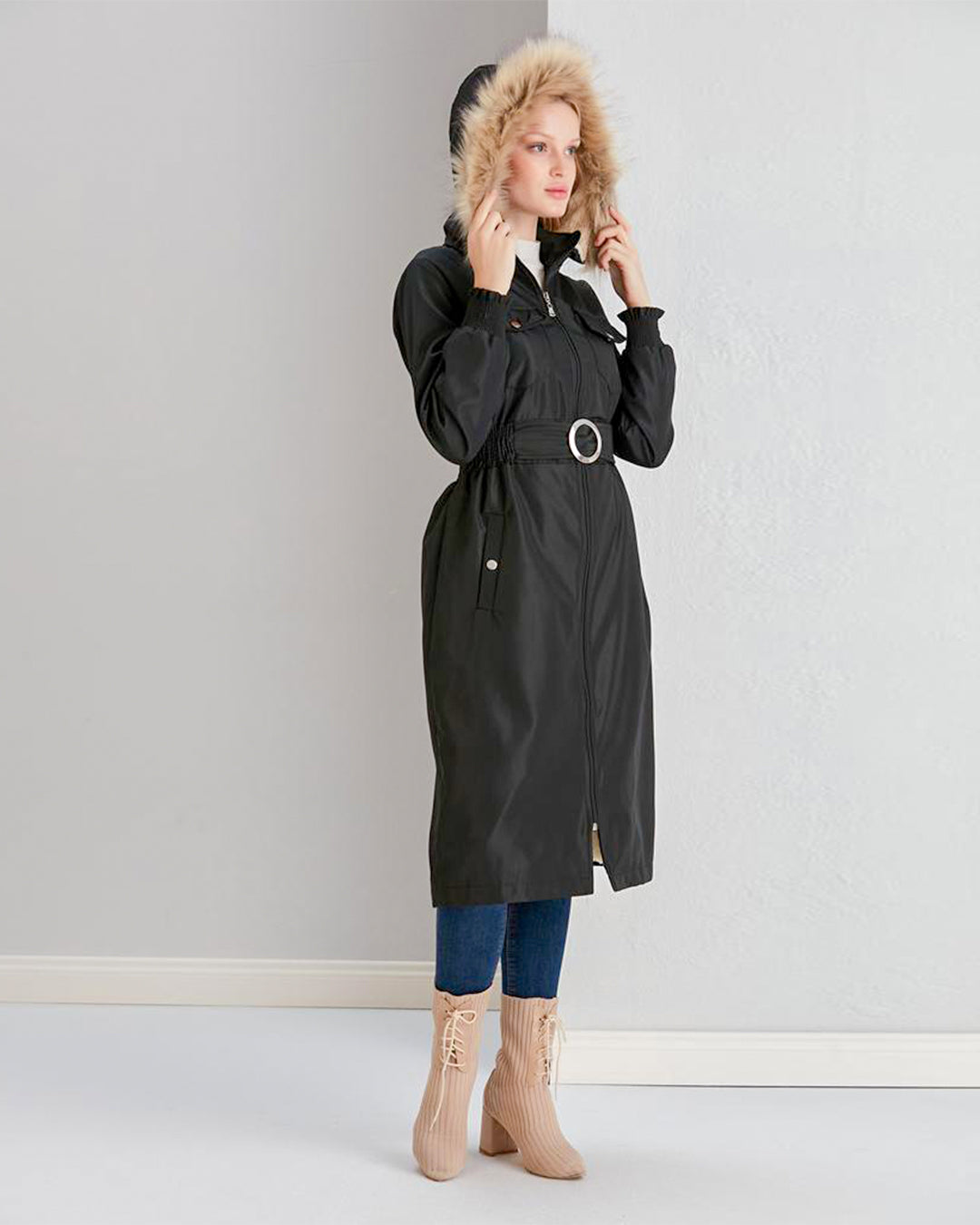 Adjustable Versatile Women's Black Coat | Long Sleeves & Hooded Cover For Protection | The Stylish Pick For Stylish Women