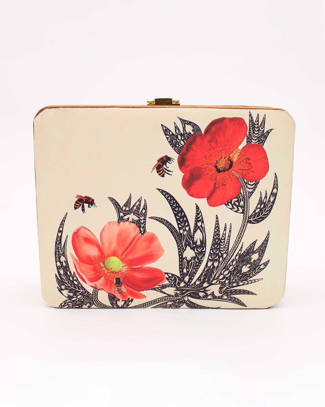 White Clutch Bag With Red Flowers | The Perfect Trendy Bag For Fashionable Women